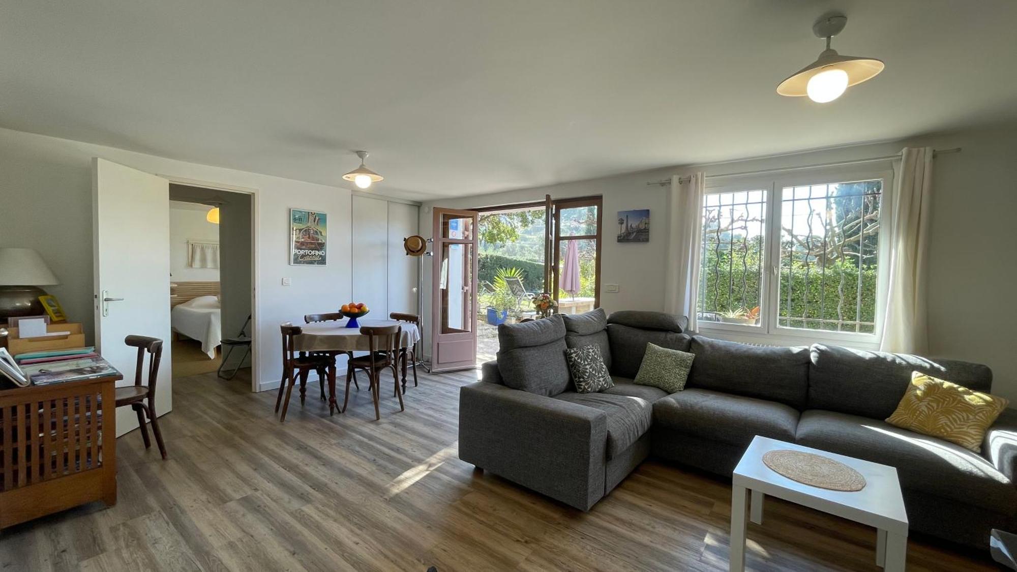 Large Private Garden, Quiet 2-Bedroom Apartment, Air Conditioning, Wifi, Parking Cassis Exterior foto